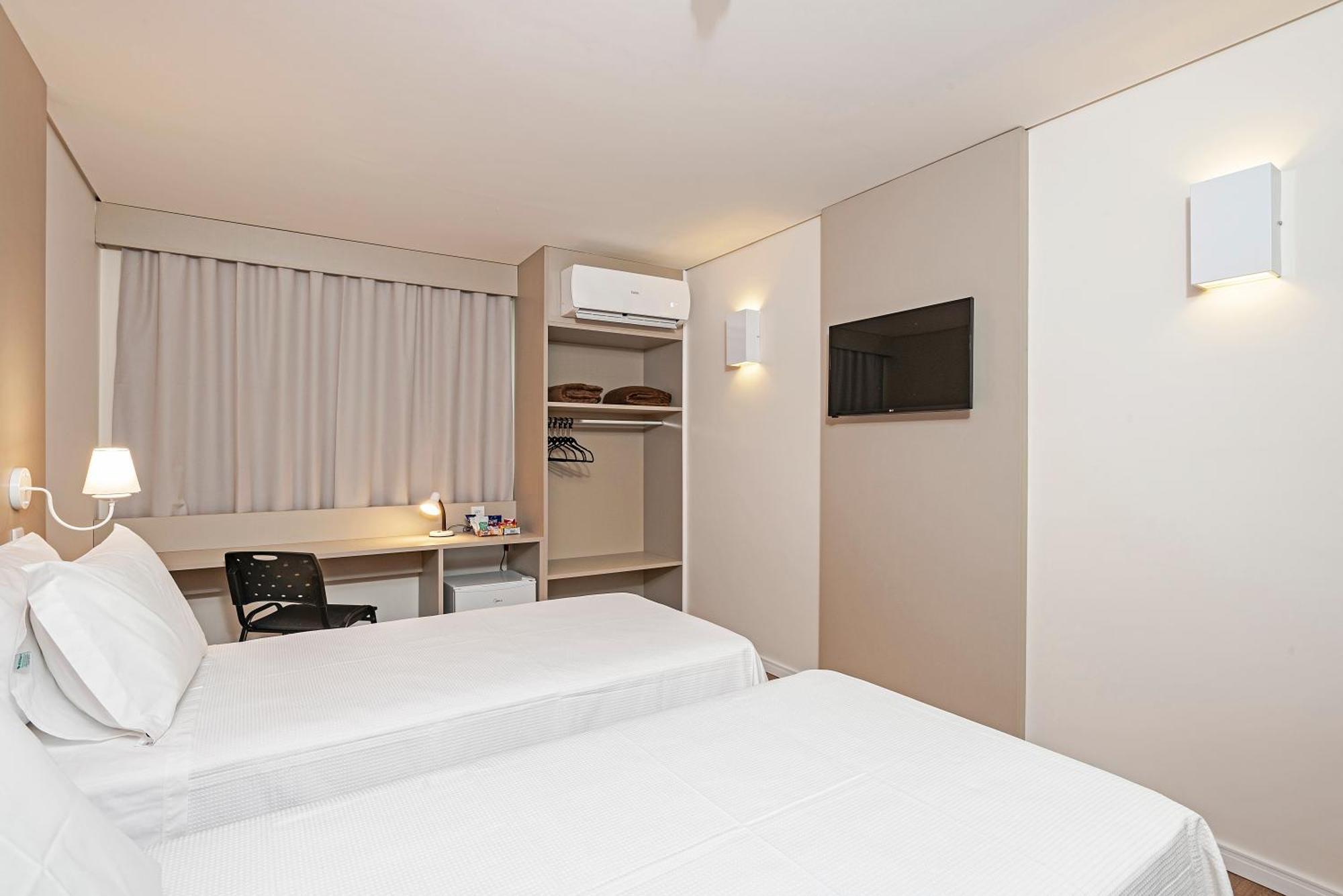 Slim Guarapuava Hotel Buitenkant foto